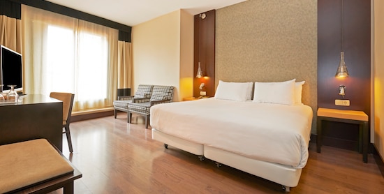 NH Barcelona Eixample